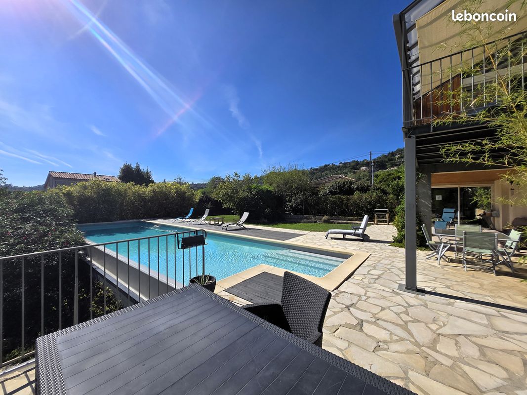 Maison 6 pièces 165 m² · à Aubenas · 165 m² · 300 000 €