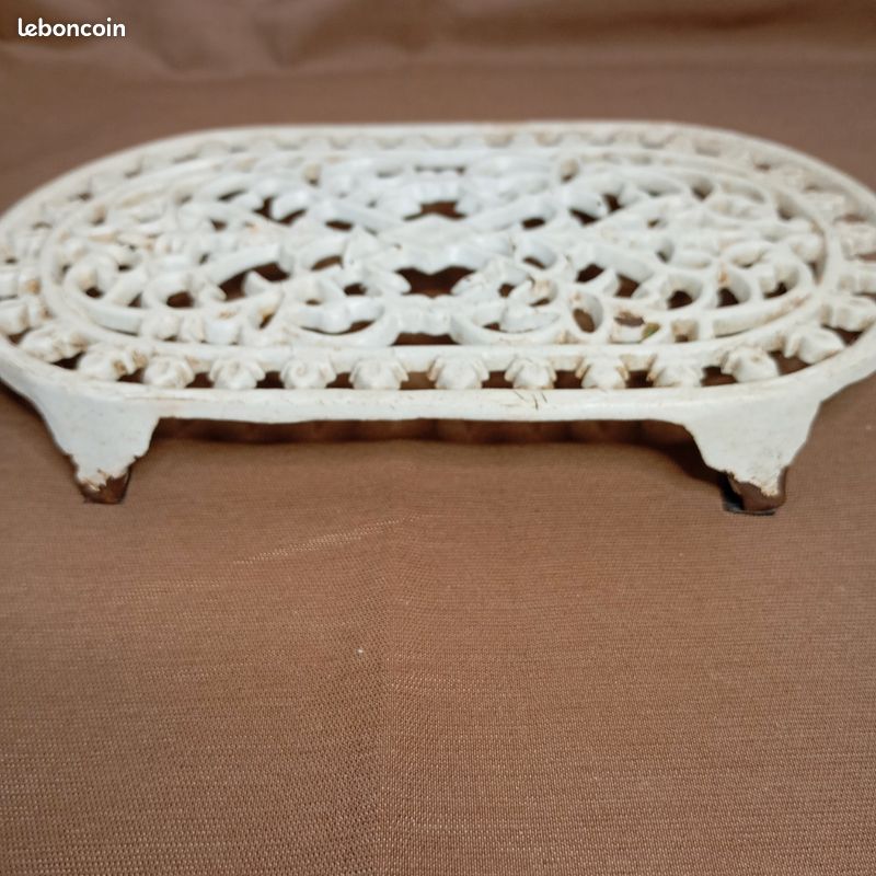 Dessous de plat de cuisine du XXe siècle