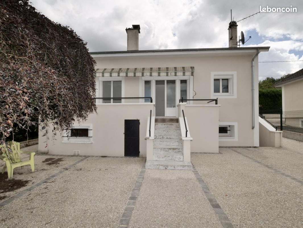 Maison 3 pièces 57 m² · à Samoreau · 57 m² · 960 €