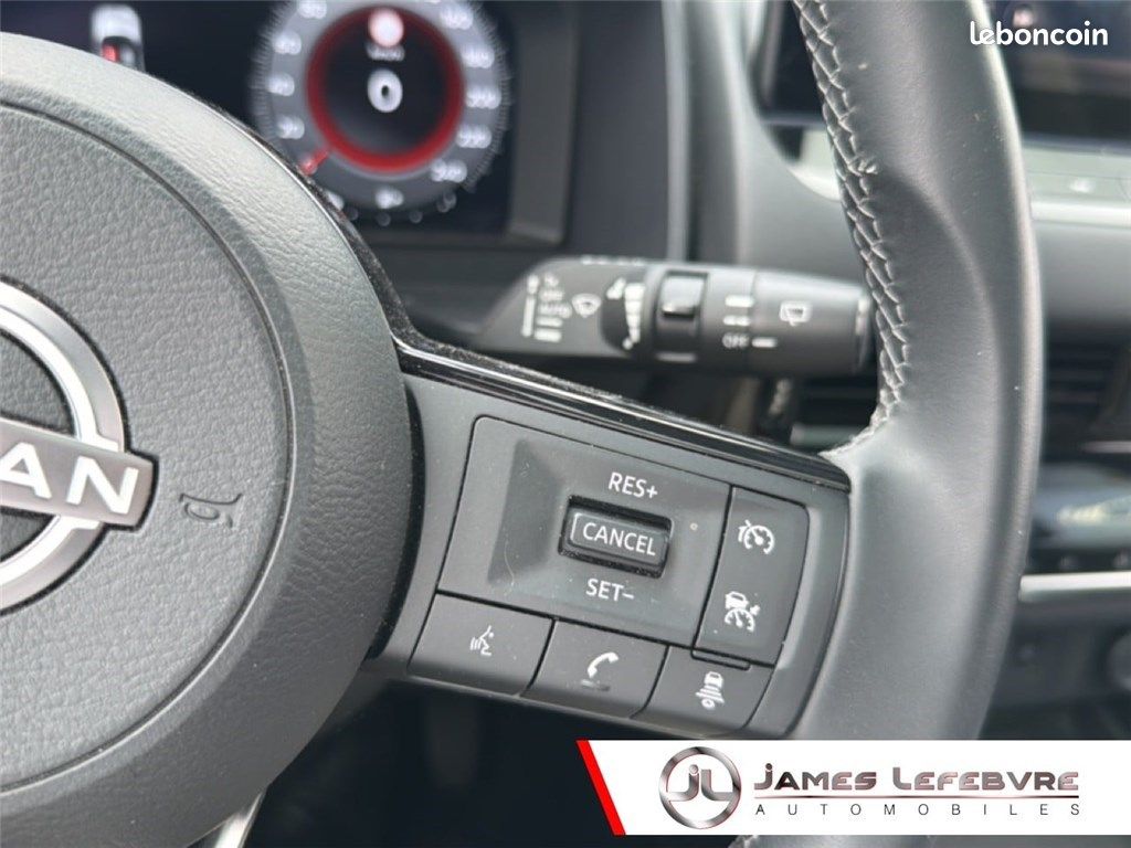 Nissan Qashqai III MILD HYBRID 140 CH N-Connecta (image 18)