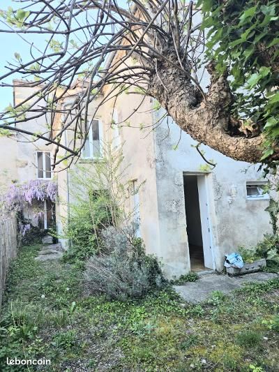 Maison 7 pièces 182 m² · à Castets Et Castillon · 182 m² · 129 000 €