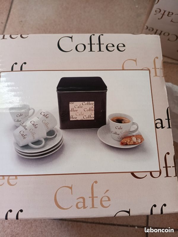 Tasse a café sous tasse (neuve) (image 1)