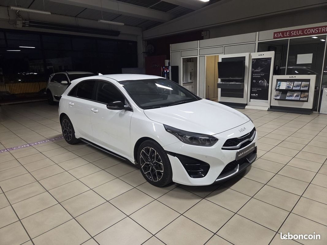 Kia CEED 1.5 T-GDI 140CH GT-LINE DCT7 MY25 (image 4)