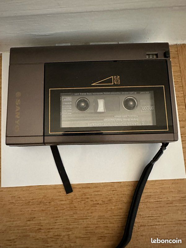 Baladeur Cassette Sanyo TRC-1550 – Vintage Walkman Recorder (TRC1550) D'occasion