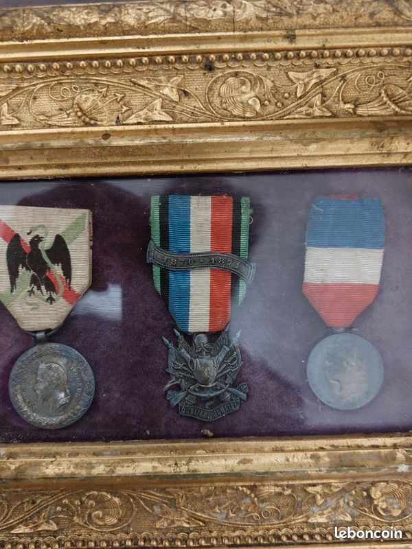 Médaille (image 2)