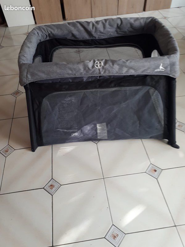 Équipement pour bébés (image 1)