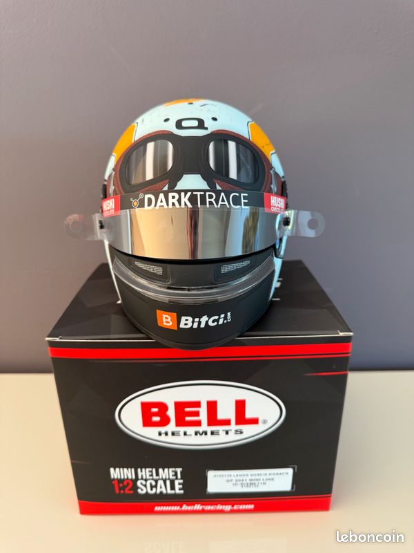 Casque de course McLaren F1™ Team Lando Norris 2024 à l'échelle 1:2