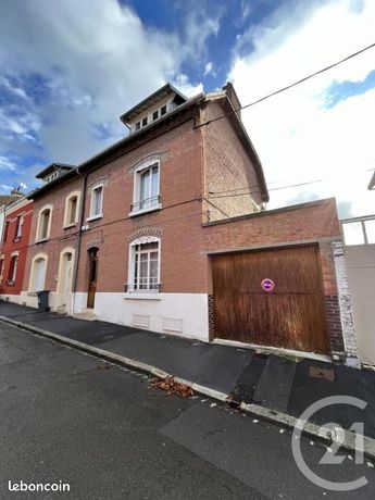 Maison 9 pièces 210 m²