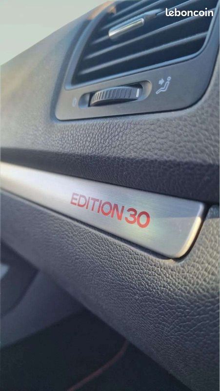 Volkswagen Golf 5 GTI Edition 30 – 2.0 TFSI 230ch – Boîte manuelle – Jantes STRÖM – Très bel état (image 3)