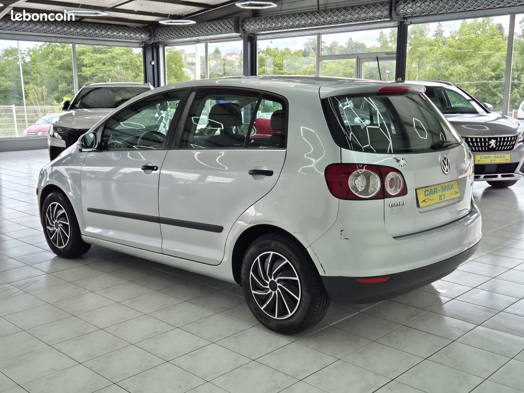 Volkswagen GOLF V Plus 1.9 TDi 105 cv (image 4)