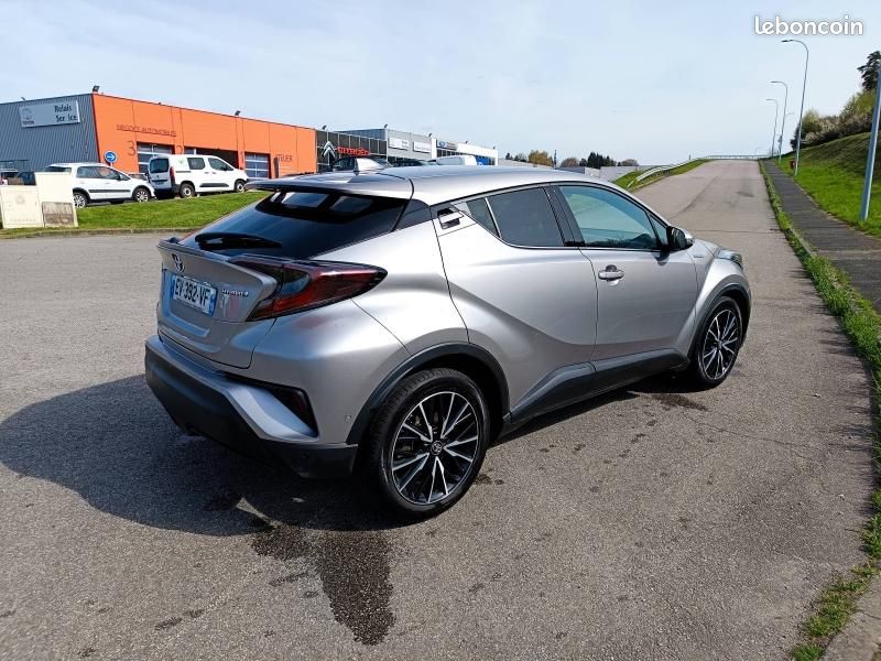 Toyota C-HR 122h Distinctive 2WD E-CVT (image 5)