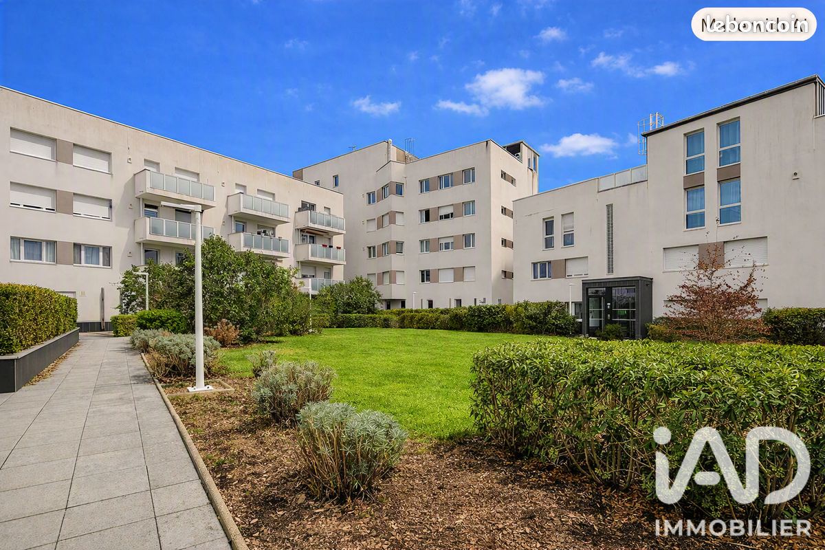 Appartement 1 pièce 27 m² · à Bois-d'Arcy · 27 m² · 880 €/mois