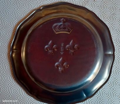 Assiette décorative en étain (image 3)