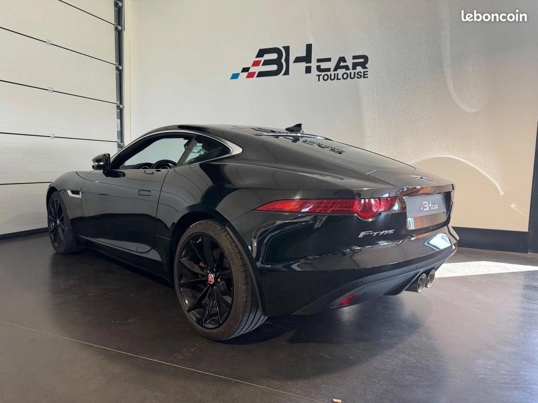 Jaguar F-type COUPE SURALIMENTE 3.0 340 R-DYNAMIC BVA (image 4)