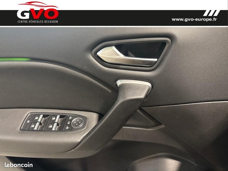 Renault Captur 1.3 TCe 155ch FAP Intens EDC (image 12)