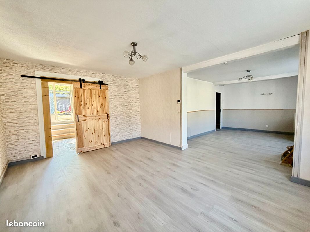 Maison 6 pièces 140 m² · à Ussy-sur-Marne · 140 m² · 225 000 €
