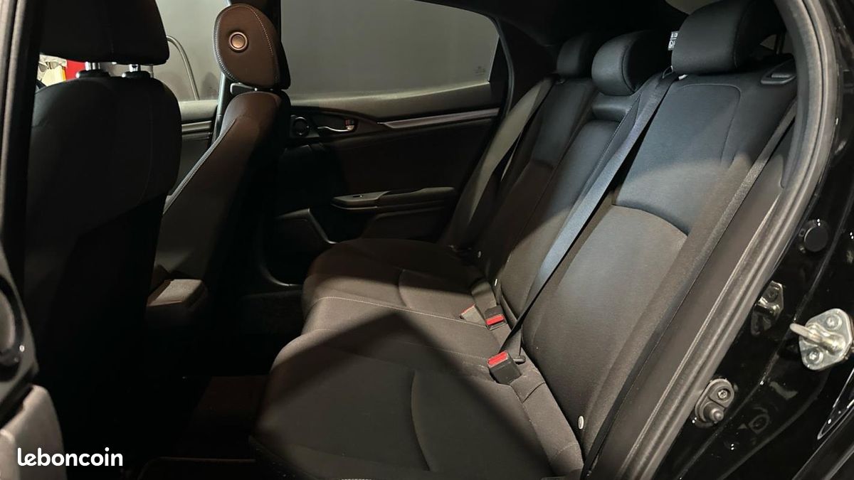 Honda Civic 2018 VTEC 126 Exclusive (image 12)