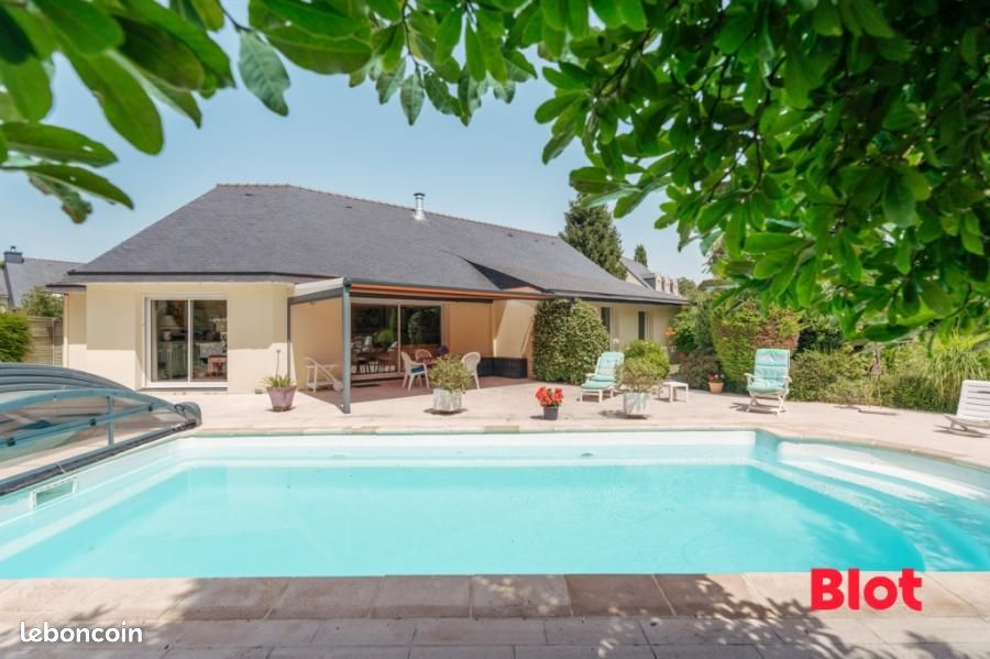 Maison 5 pièces 143 m² · à Saint-Avé · 143 m² · 750 000 €