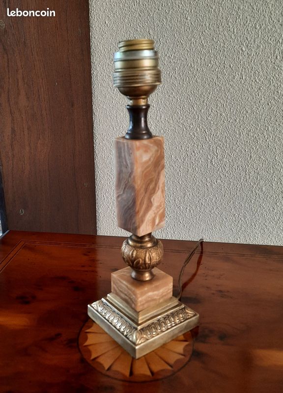 Rare lampe en Onyx et laiton des annees 1960