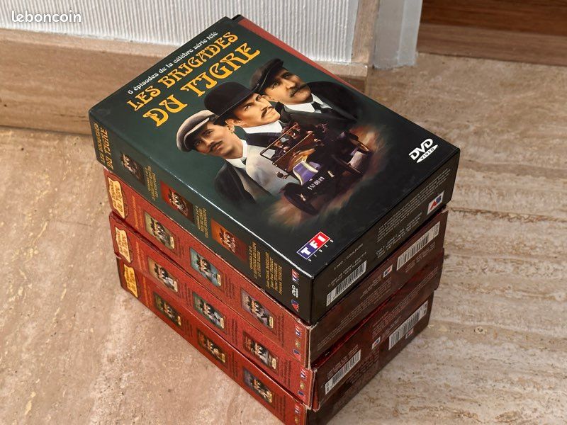 12 DVD - LES BRIGADES DU TIGRE - Saison 1/2/3/5 - DVD - Films