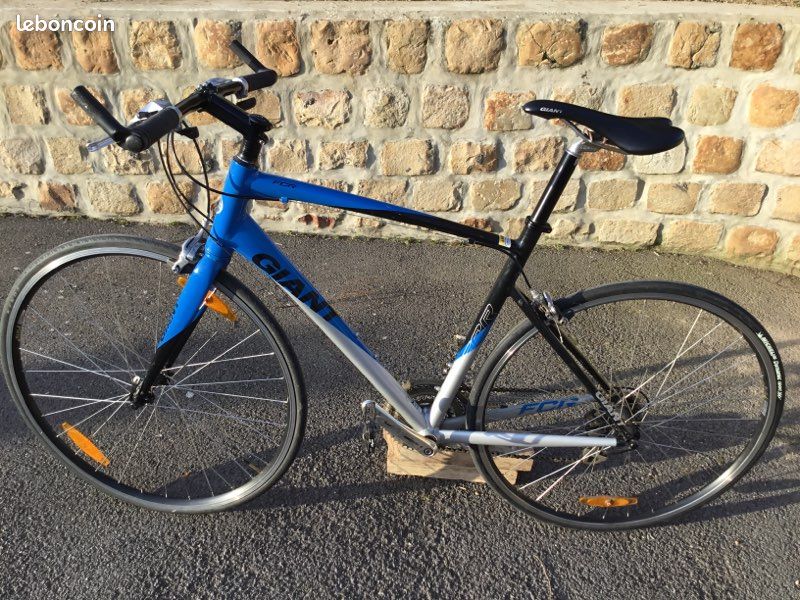 Vélo de route GIANT (image 4)