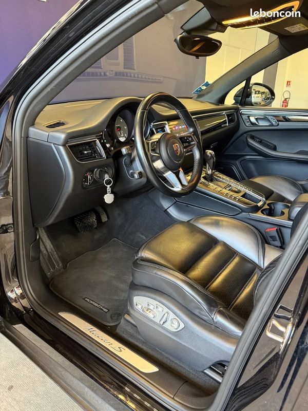 PORSCHE Macan 3.0 D 258ch S Diesel - 2016 - 143 500 km - Suivi complet - Attelage Amovible (image 10)
