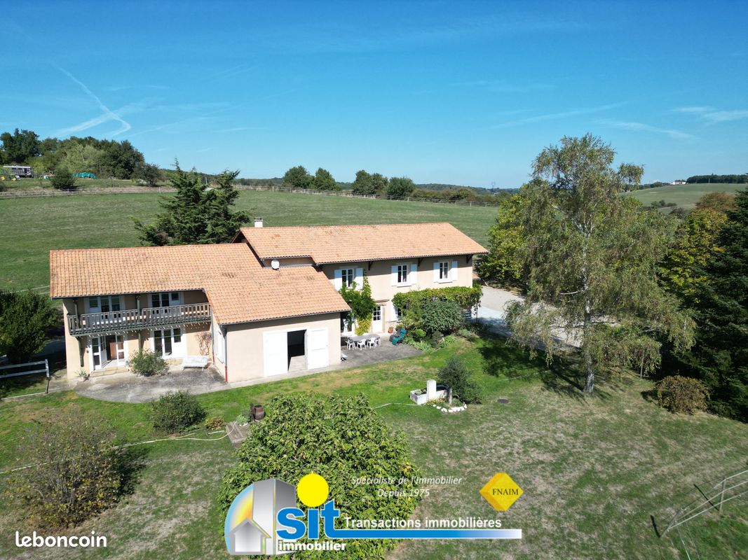 Maison 10 pièces 350 m² · à Vienne · 350 m² · 995 000 €
