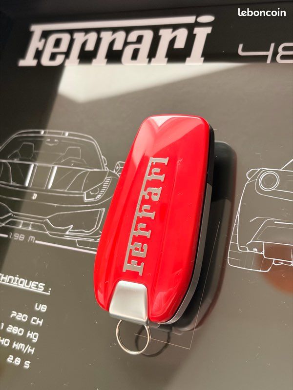 Clé de contact FERRARI 458 4.5 10010452