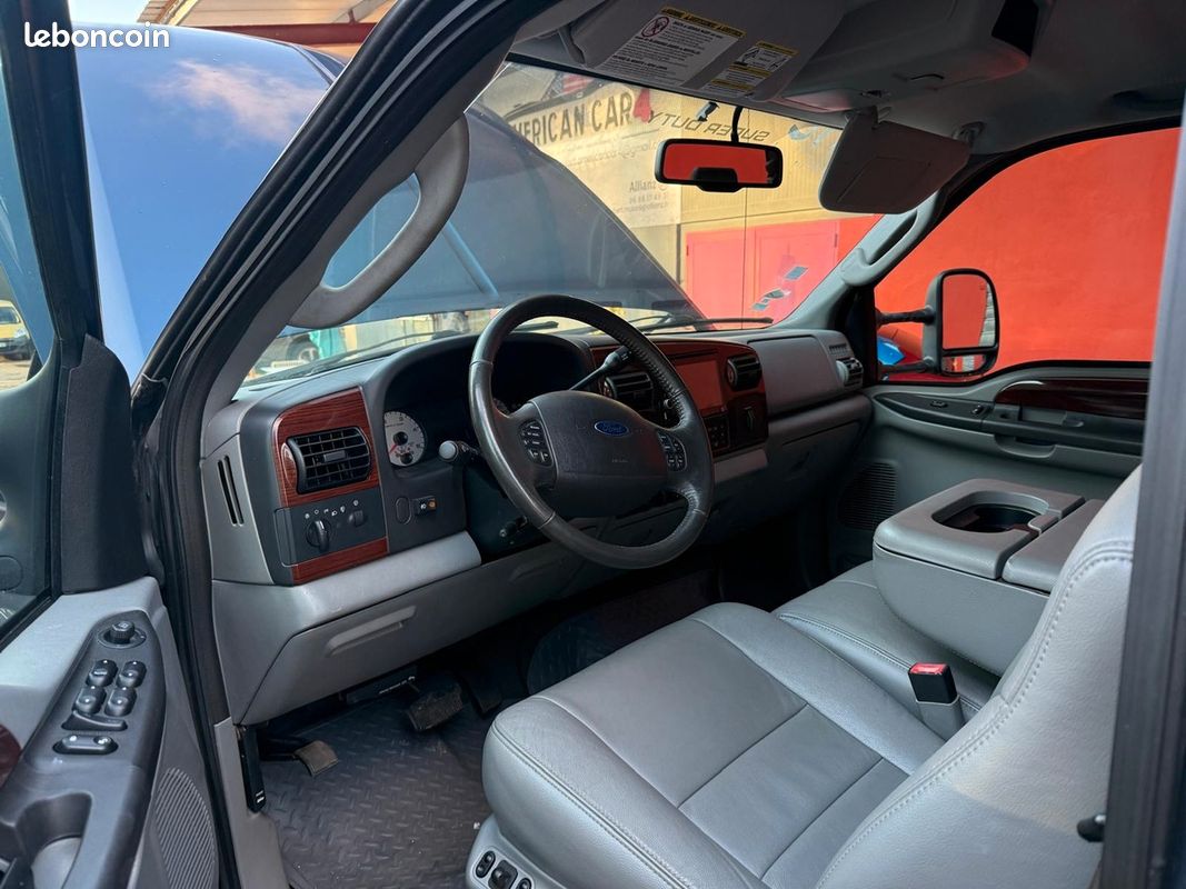 Ford F250 Lariat - V8 6.0 Diesel - TVA Récupérable (image 10)