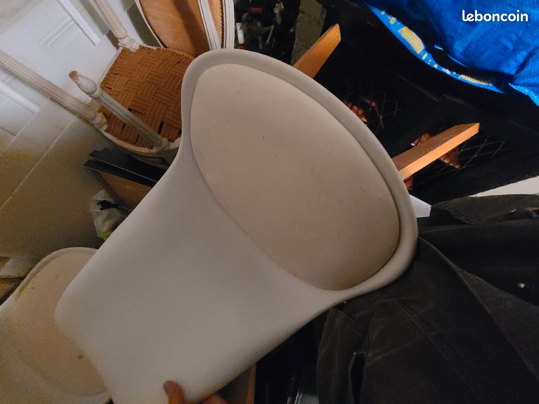 4 chaises blanches Ikea (image 2)
