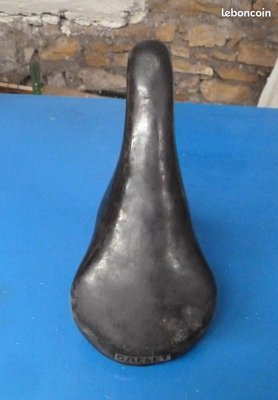 Ancienne Selle De Vélo Ou Mobylette GALLET – Vintage Française – Cuir Et Acier