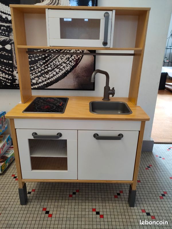 Cuisine en bois enfant (image 1)