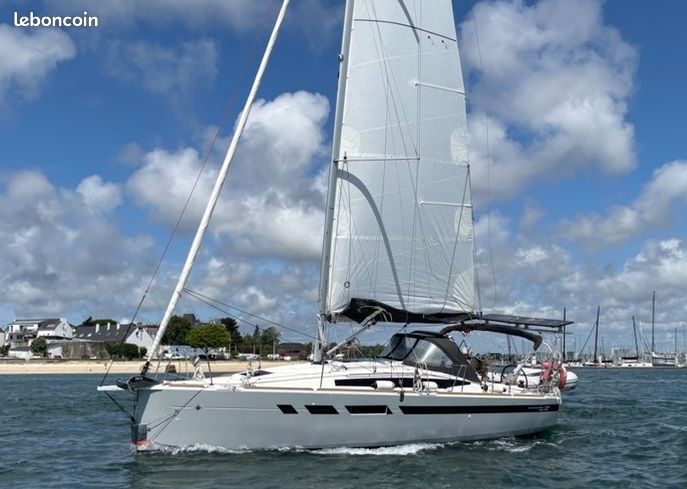 SUN ODYSSEY 349 (JEANNEAU) — View photo 1