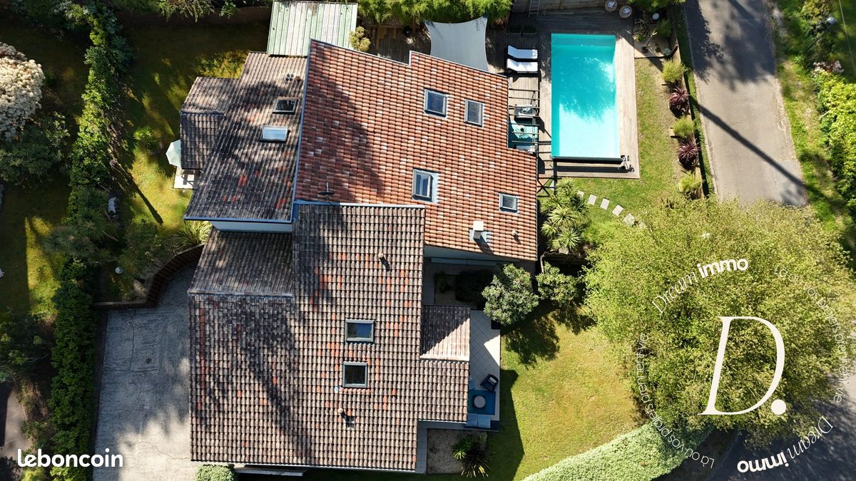 Maison 11 pièces 221 m² · à Seignosse · 221 m² · 1 299 000 €