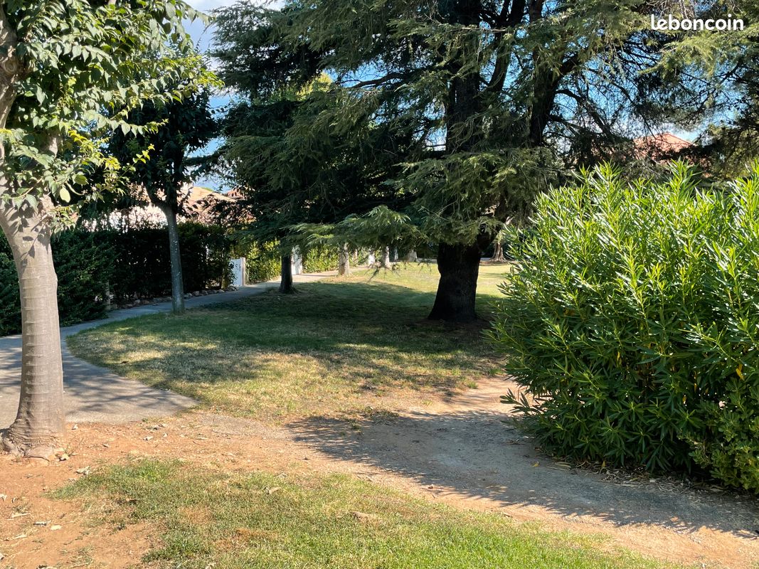 Petite maison dans résidence calme à 700 m de la plage (image 9)