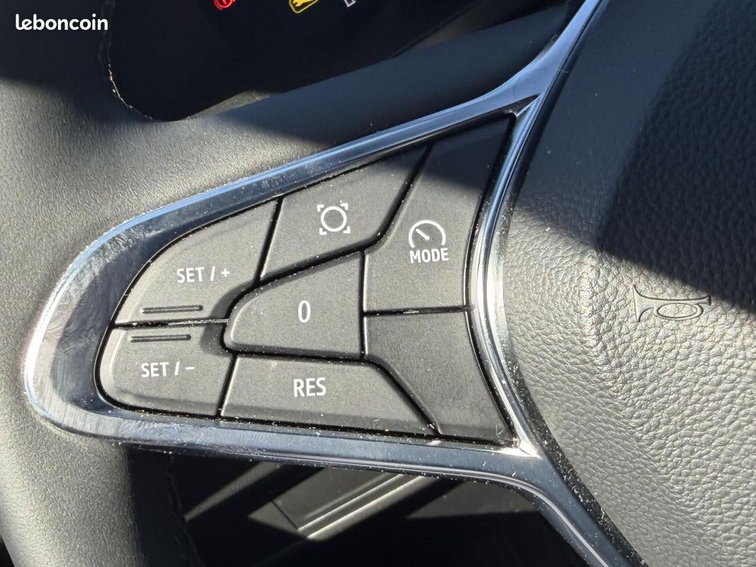Renault captur 1.0 essence 90 camera de recul + gps + climatisation auto + roue de secours (image 19)