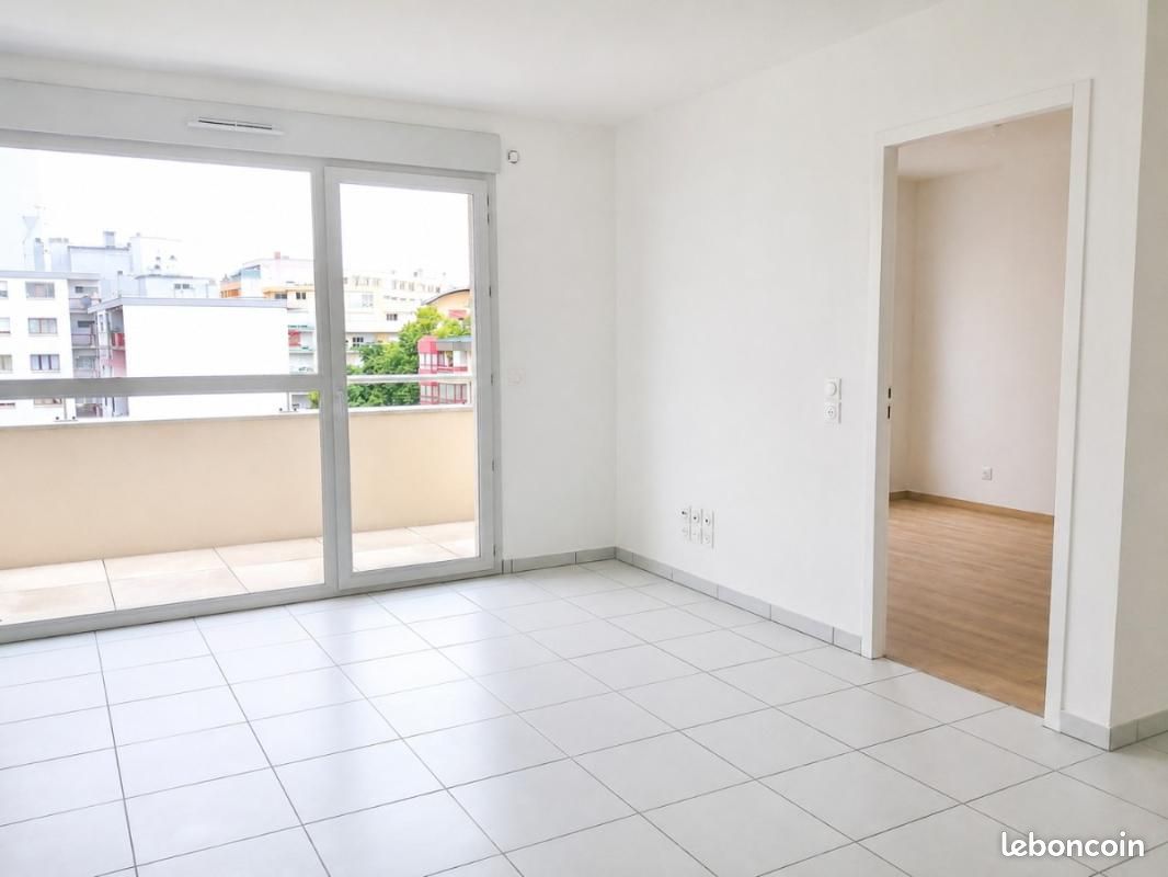 Appartement 2 pièces 38 m² · à Annemasse · 38 m² · 821 €