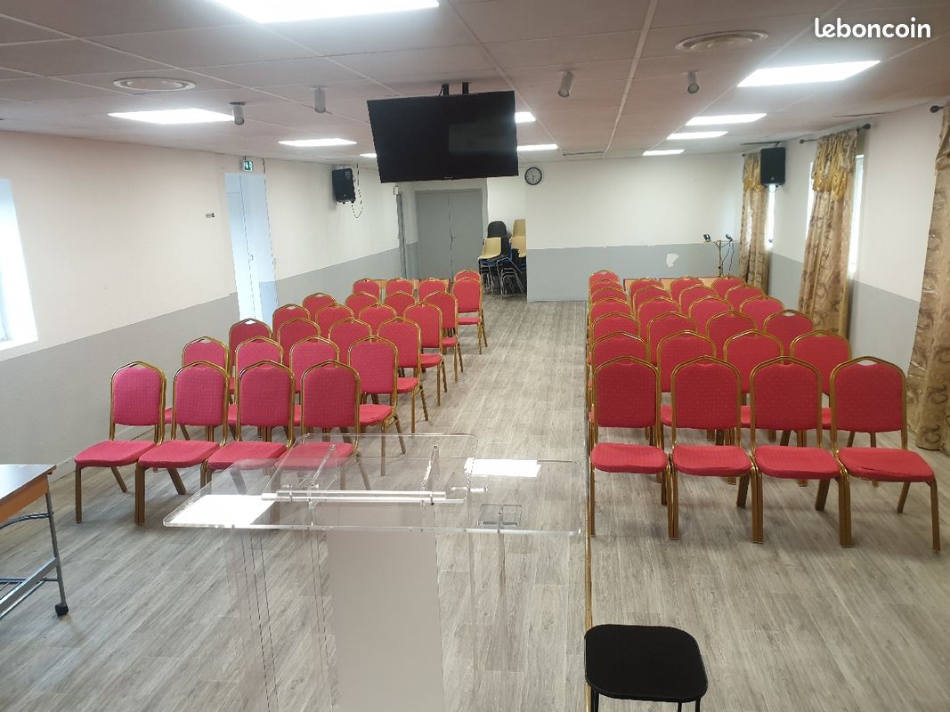 Salle de réunion, séminaires et culte évangélique (image 1)
