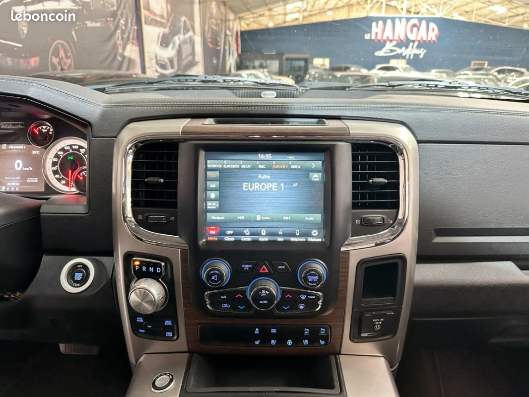 Dodge Ram LARAMI 1500 CrewCab V8 5.7 HEMI 400ch BVA8 GPL (image 15)