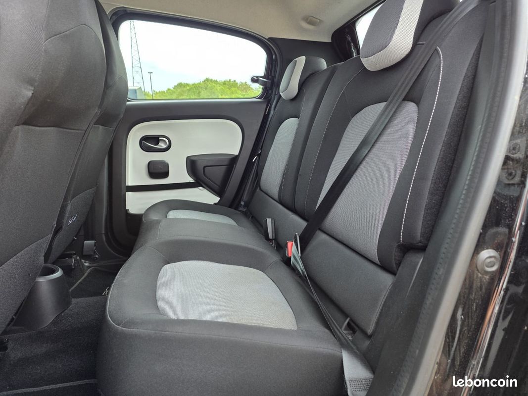 RENAULT TWINGO III SCe 65 Equilibre (image 14)