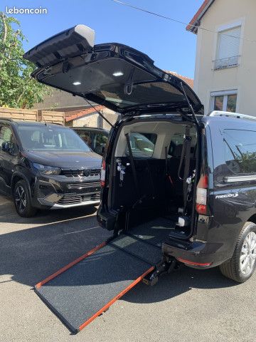 Ford Tourneo Connect FREEDOM 1.5 EcoBoost 114ch Titanium DSG7 5 + 1 FR TPMR HANDICAP (image 13)