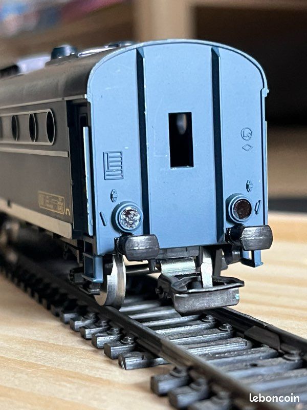 JOUEF 4050 HO - Fourgon chaudière ep IV SNCF (C 942) - Jouef Hornby