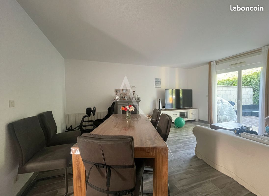 Maison 4 pièces 82 m² · à Saintes · 82 m² · 900 €/mois