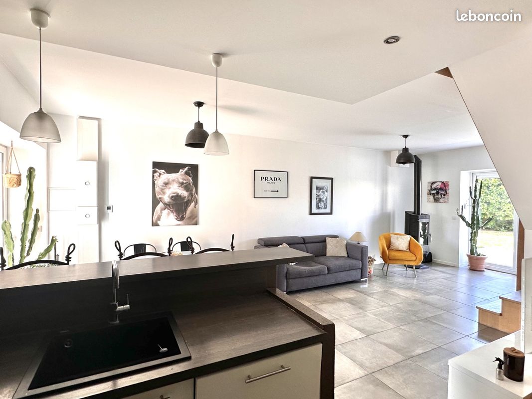 Appartement 5 pièces 137 m² · à Craponne · 137 m² · 389 000 €
