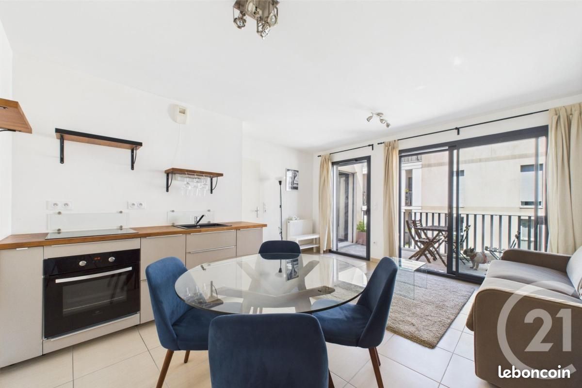 Appartement 2 pièces 41 m² · à Bordeaux · 41 m² · 857 €/mois