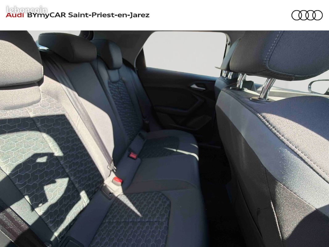 AUDI A1 Sportback 30 TFSI 116 ch S tronic 7 Design (image 14)