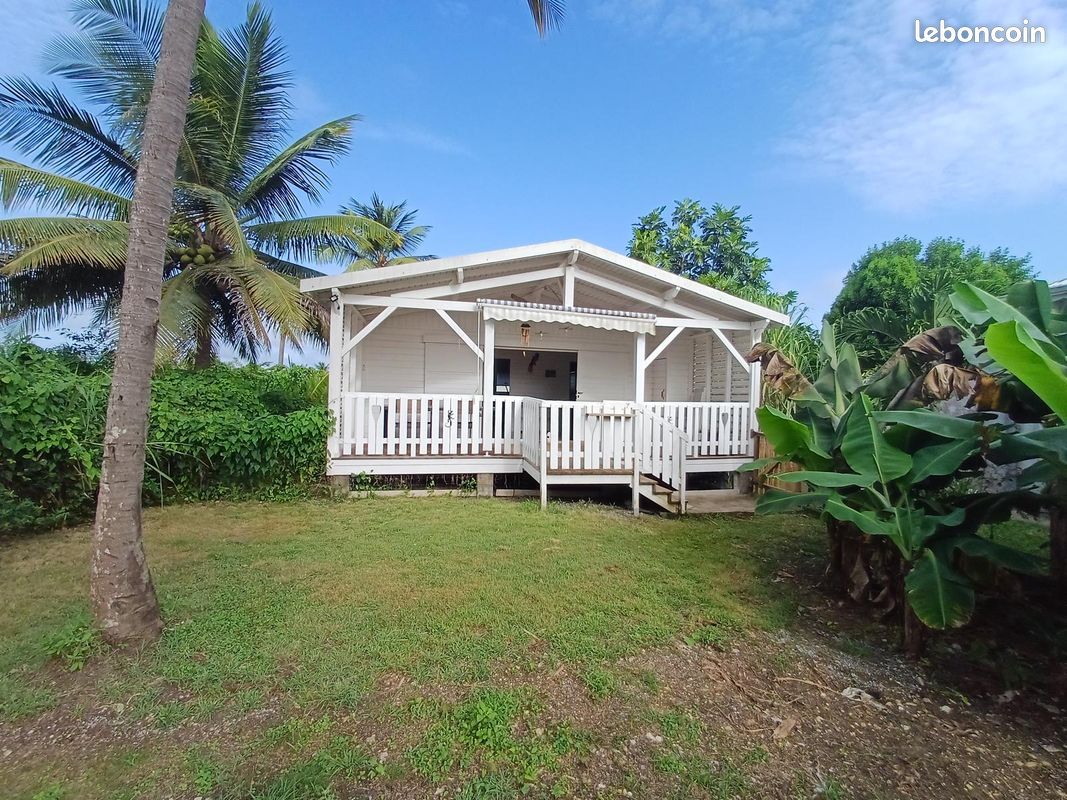 Maison 3 pièces 70 m² · à Sainte-Anne · 70 m² · 1 000 €