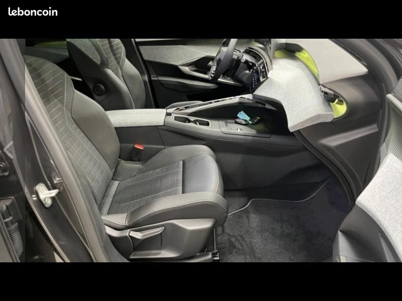 Peugeot 5008 Hybrid 145ch GT e-DCS6 (image 9)