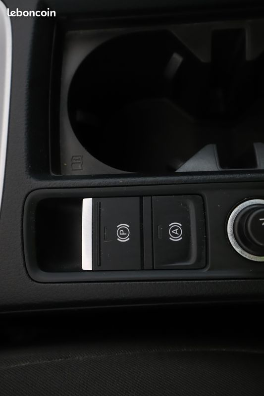 Audi Q3 35 TFSI Design S Tronic 7 150 ch (image 20)