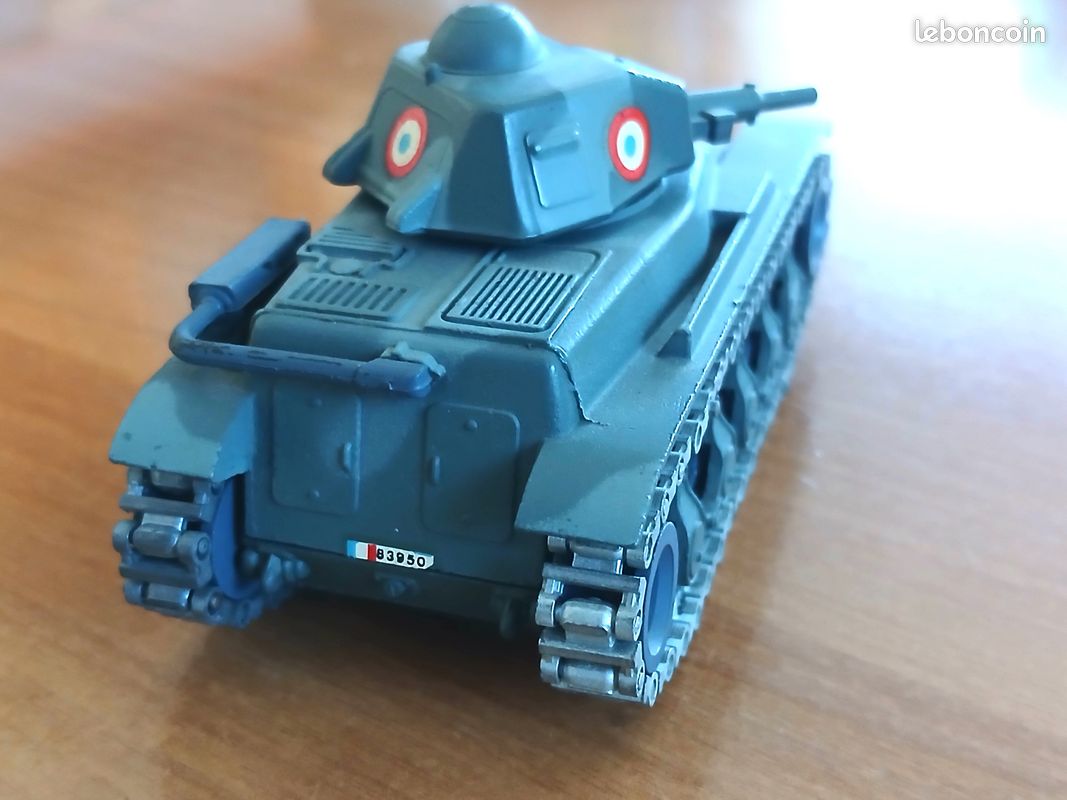 Char Renault R35 Solido – Échelle 1/50 – Vert Militaire – Moulé Sous Pression – Réf. 233